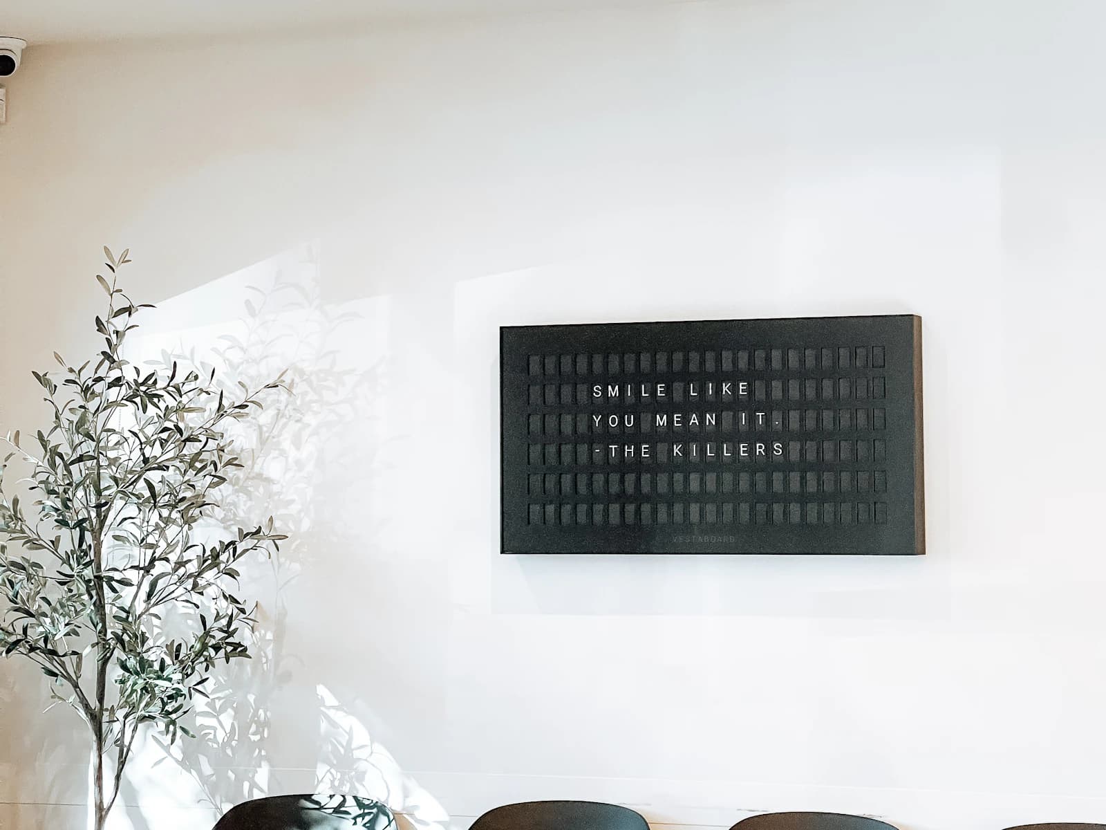 The lounge of a Seoul dental clinic
